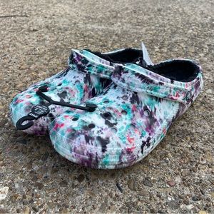 New Crocs Blue/Purple/White Tie Dye Classic Lined Clogs Women Size 12/Men 10 NWT